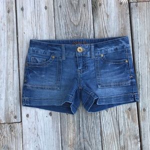 Guess jeans women’s denim shorts 26